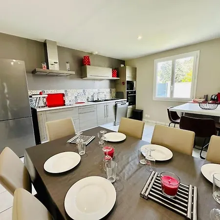 Hébergement de vacances Au Petit Bonheur - Maison Familiale Au Calme Genouille (Charente-Maritime)